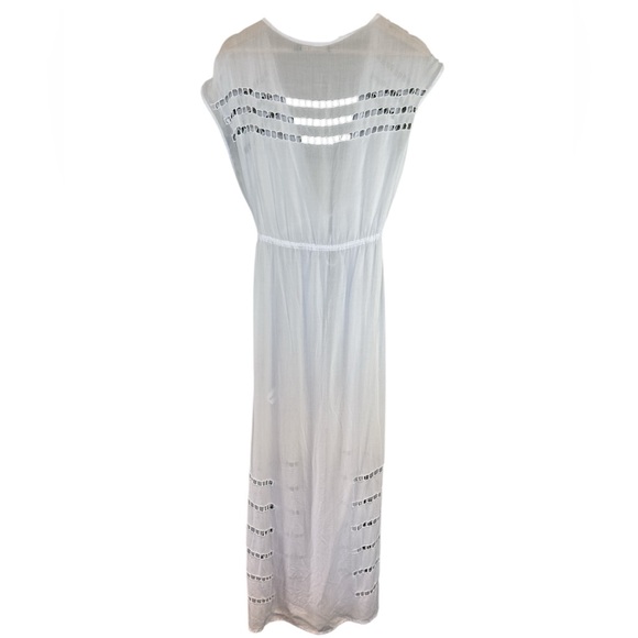 VIX SWIMWEAR Pamela Embroidered Cover-up Dress in White - Picture 8 of 10